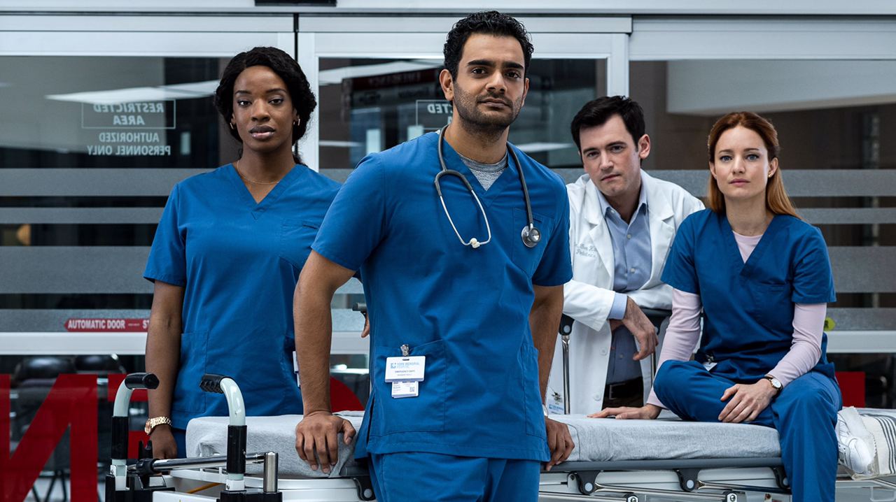 Канадский CTV продлил «Transplant» на второй сезон.